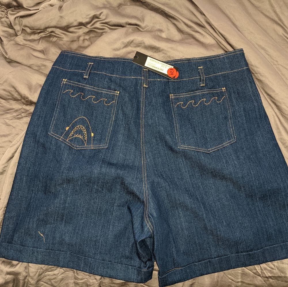 High waist shorts